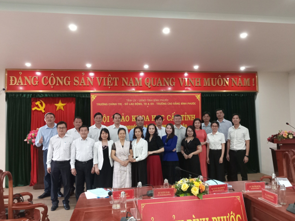 TRƯỜNG CAO ĐẲNG BÌNH PHƯỚC ĐỒNG CHỦ TRÌ HỘI THẢO KHOA HỌC CẤP TỈNH “ĐÀO TẠO NGUỒN NHÂN LỰC THEO NHU CẦU THỊ TRƯỜNG TẠI TỈNH BÌNH PHƯỚC”