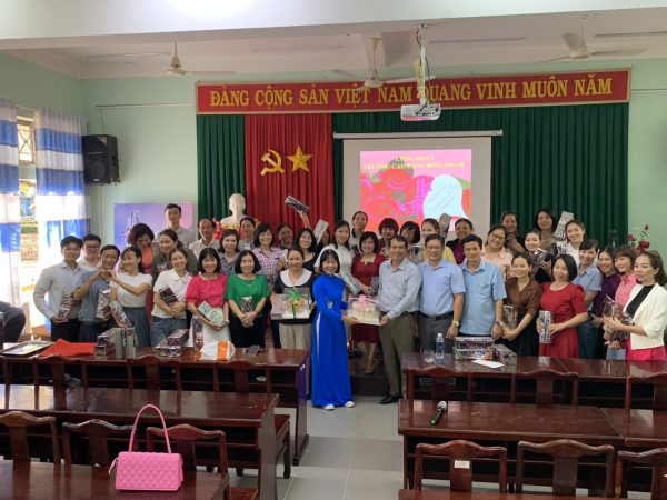 TRƯỜNG CAO ĐẲNG BÌNH PHƯỚC NHIỆT LIỆT CHÀO MỪNG KỈ NIỆM 114 NĂM NGÀY QUỐC TẾ PHỤ NỮ