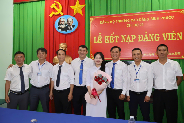 Lễ kết nạp Đảng viên cho sinh viên tiêu biểu trong học tập và phong trào thanh niên