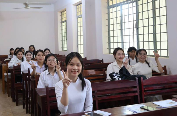 KHÔNG KHÍ KỲ THI NĂNG KHIẾU TS NGÀNH GIÁO DỤC MẦM NON NĂM 2026 TẠI TRƯỜNG CĐ BÌNH PHƯỚC