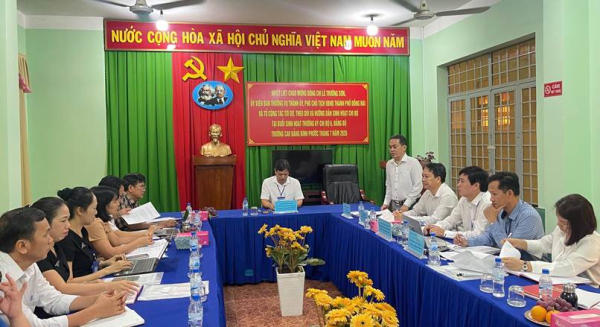 CHI BỘ 6, TRƯỜNG CĐ BÌNH PHƯỚC SINH HOẠT THƯỜNG KỲ THÁNG 7 GẮN VỚI NÂNG CAO CHẤT LƯỢNG XÂY DỰNG ĐẢNG  TRONG CƠ SỞ GIÁO DỤC